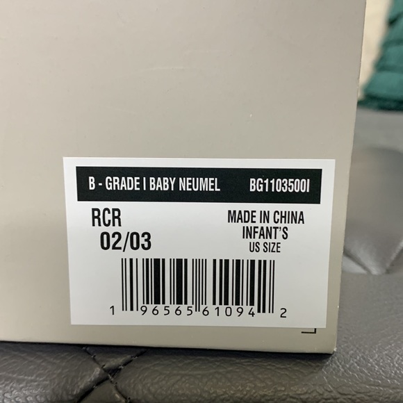 💕 Baby Neumel Suede Boots - Picture 7 of 7